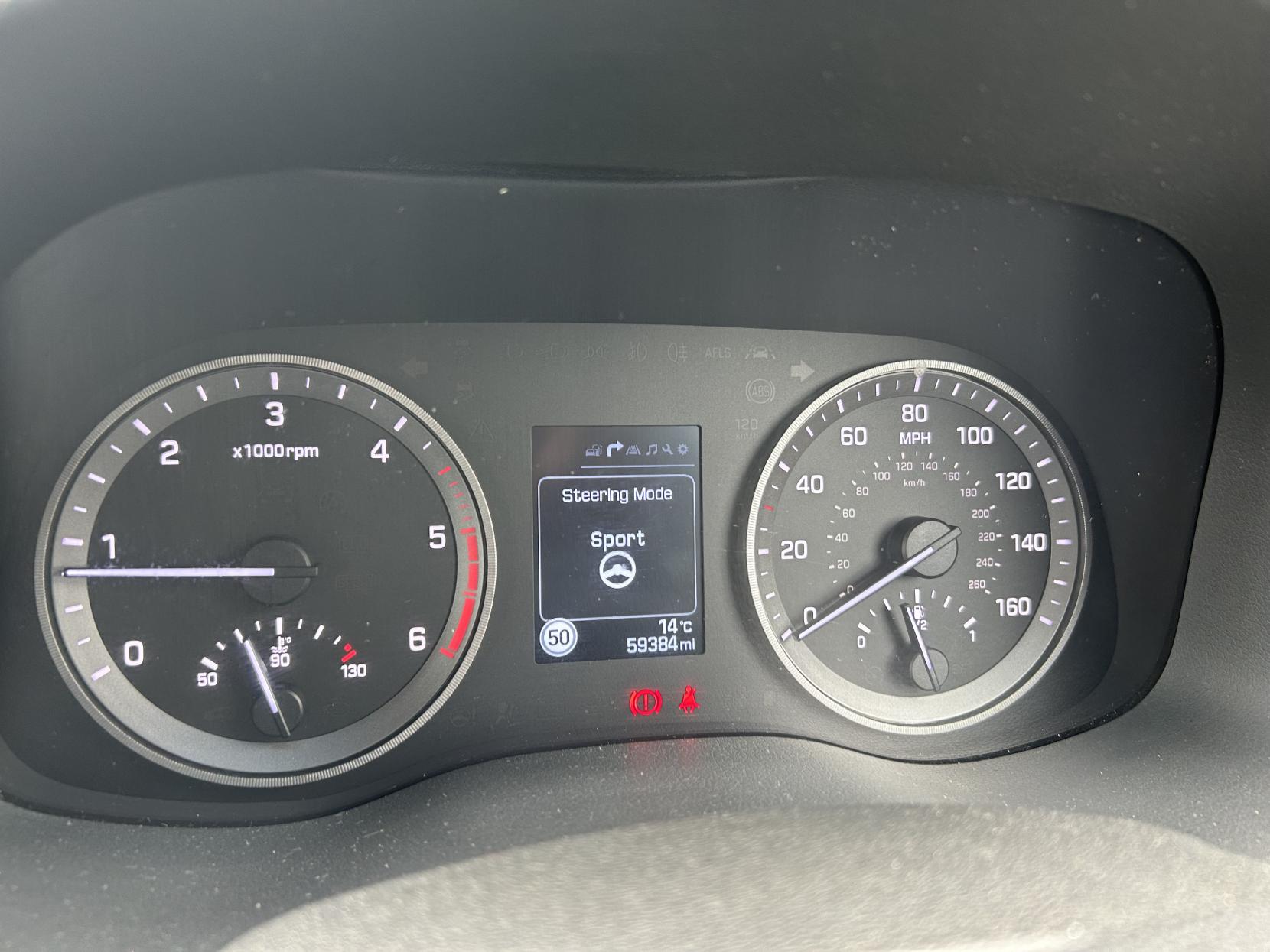 Hyundai TUCSON 1.7 CRDi Blue Drive SE Nav SUV 5dr Diesel Manual Euro 6 (s/s) (116 ps)