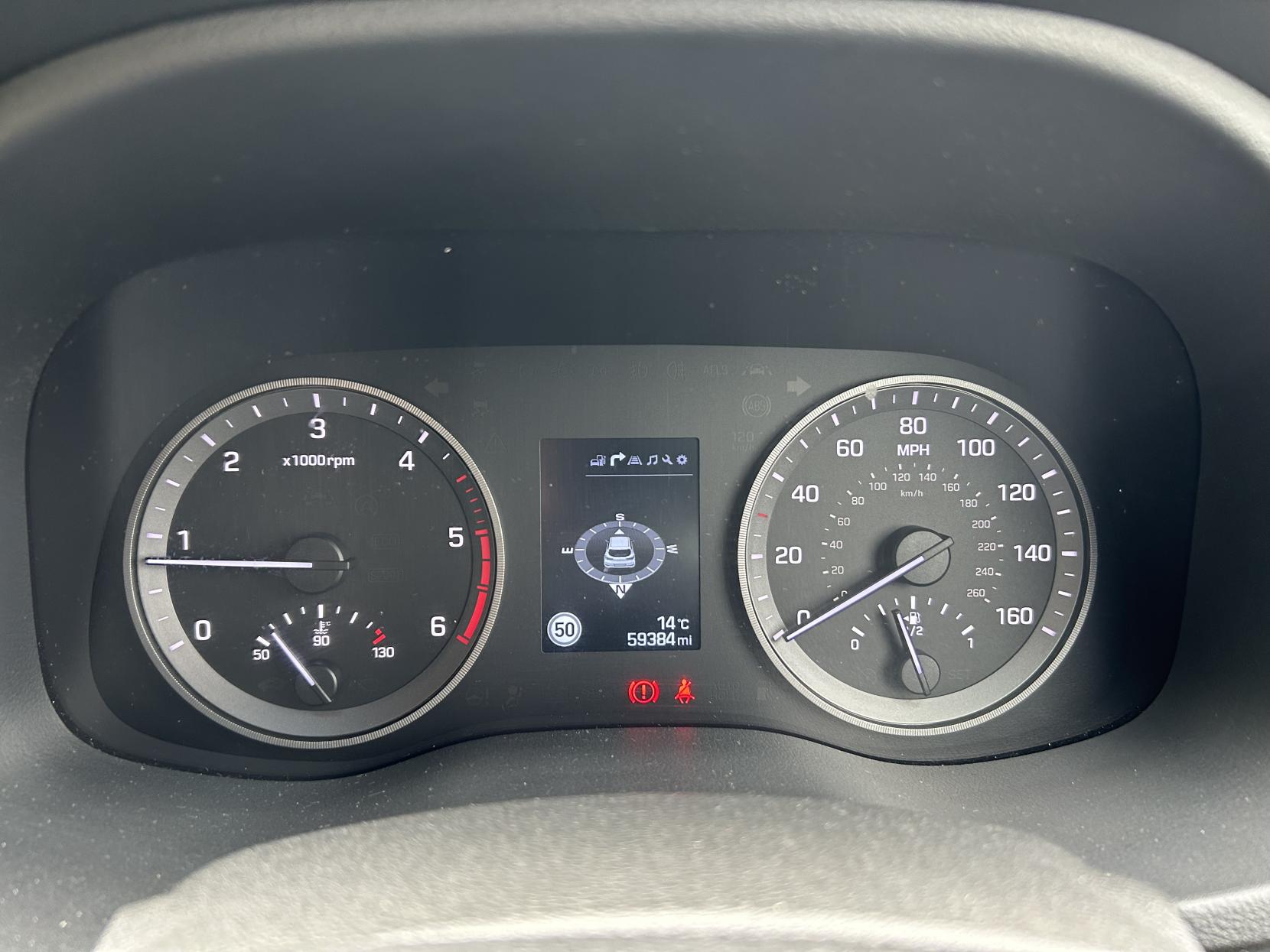 Hyundai TUCSON 1.7 CRDi Blue Drive SE Nav SUV 5dr Diesel Manual Euro 6 (s/s) (116 ps)