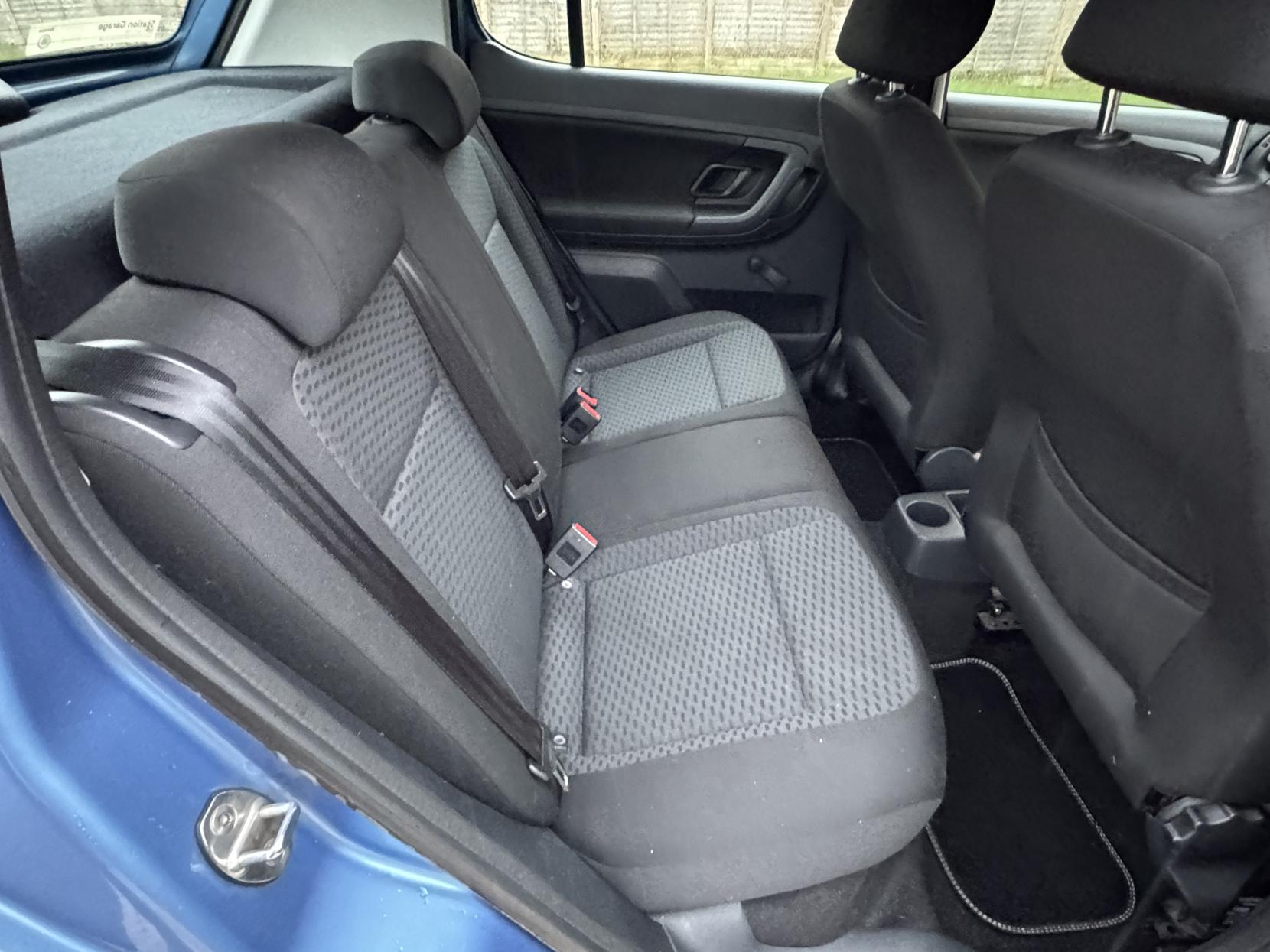 Skoda Fabia 1.2 SE Hatchback 5dr Petrol Manual Euro 5 (69 ps)