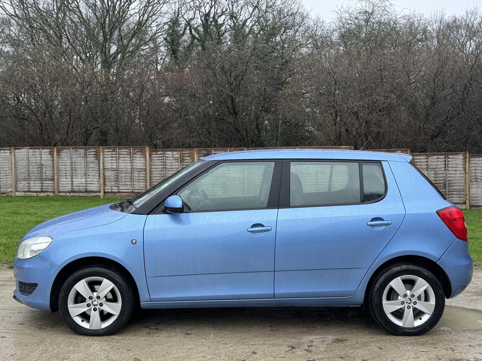 Skoda Fabia 1.2 SE Hatchback 5dr Petrol Manual Euro 5 (69 ps)