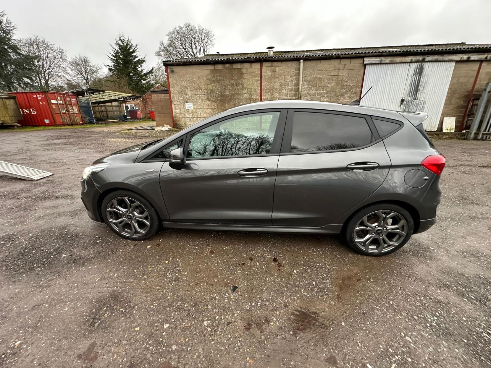 Ford Fiesta 1.0T EcoBoost ST-Line Edition Hatchback 5dr Petrol Manual Euro 6 (s/s) (95 ps)