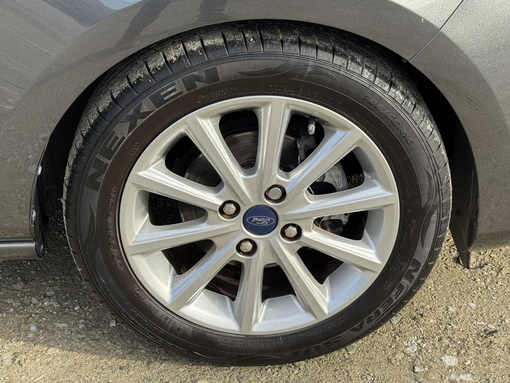 Ford Fiesta 1.0T EcoBoost MHEV Titanium Hatchback 5dr Petrol Manual Euro 6 (s/s) (125 ps)