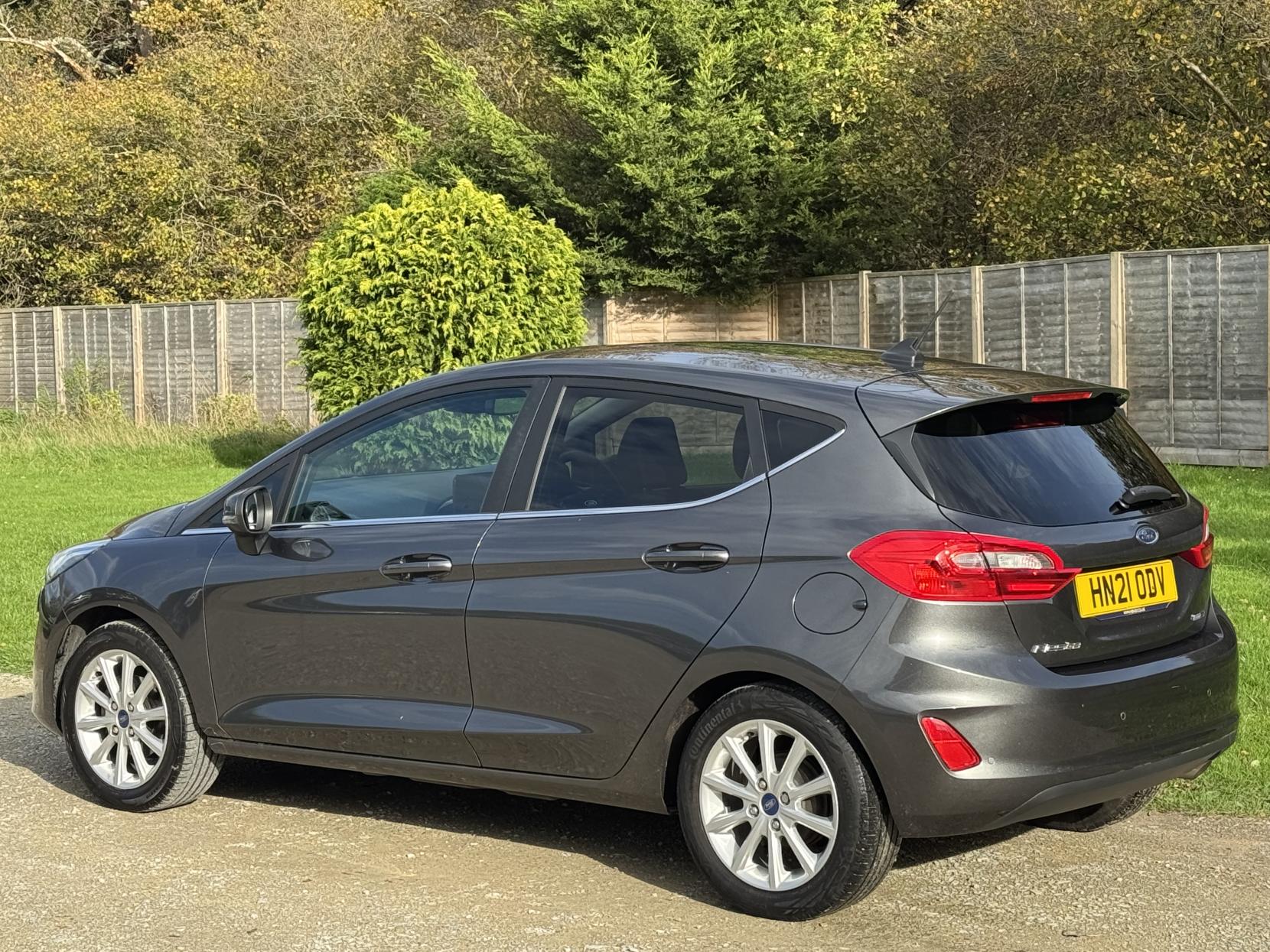 Ford Fiesta 1.0T EcoBoost MHEV Titanium Hatchback 5dr Petrol Manual Euro 6 (s/s) (125 ps)