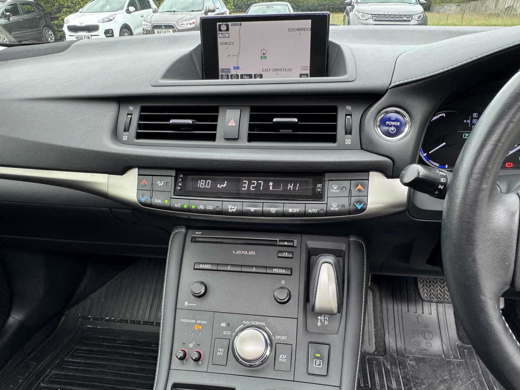 Lexus CT 1.8 200h Advance Plus Hatchback 5dr Petrol Hybrid CVT Euro 6 (s/s) (136 ps)