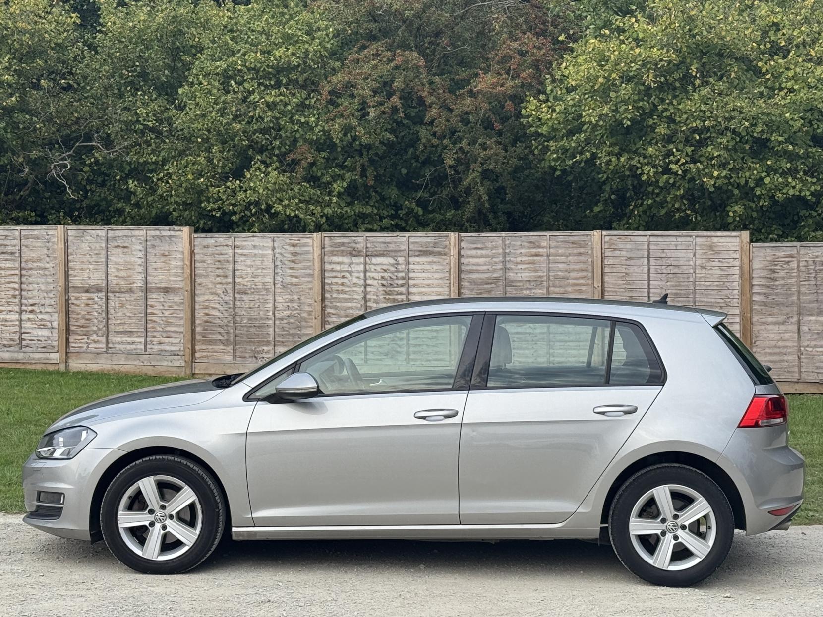 Volkswagen Golf 1.4 TSI BlueMotion Tech Match Edition Hatchback 5dr Petrol Manual Euro 6 (s/s) (125 ps)