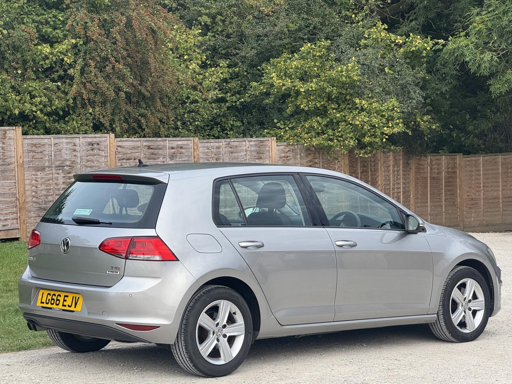 Volkswagen Golf 1.4 TSI BlueMotion Tech Match Edition Hatchback 5dr Petrol Manual Euro 6 (s/s) (125 ps)
