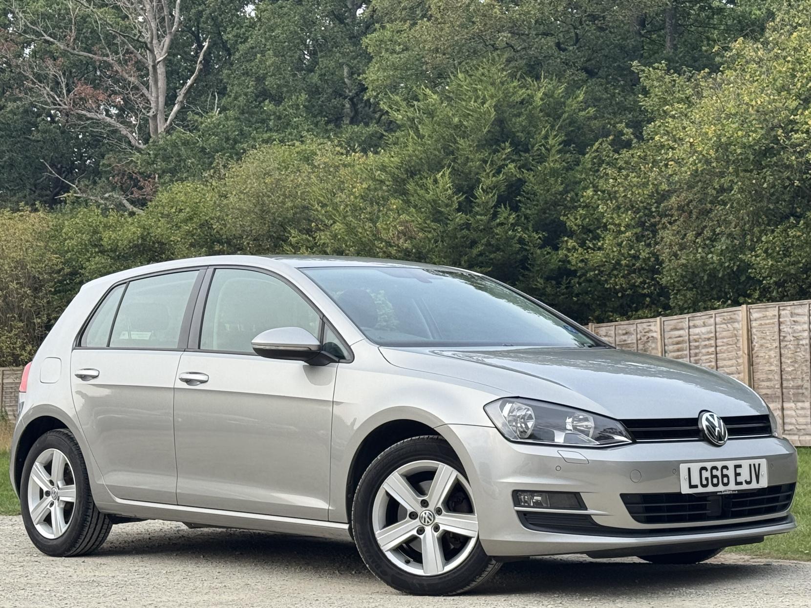 Volkswagen Golf 1.4 TSI BlueMotion Tech Match Edition Hatchback 5dr Petrol Manual Euro 6 (s/s) (125 ps)