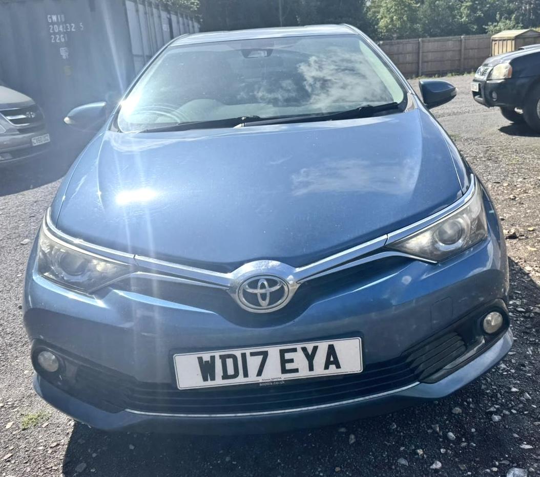 Toyota Auris 1.2 VVT-i Design Hatchback 5dr Petrol Manual Euro 6 (s/s) (Safety Sense) (116 ps)