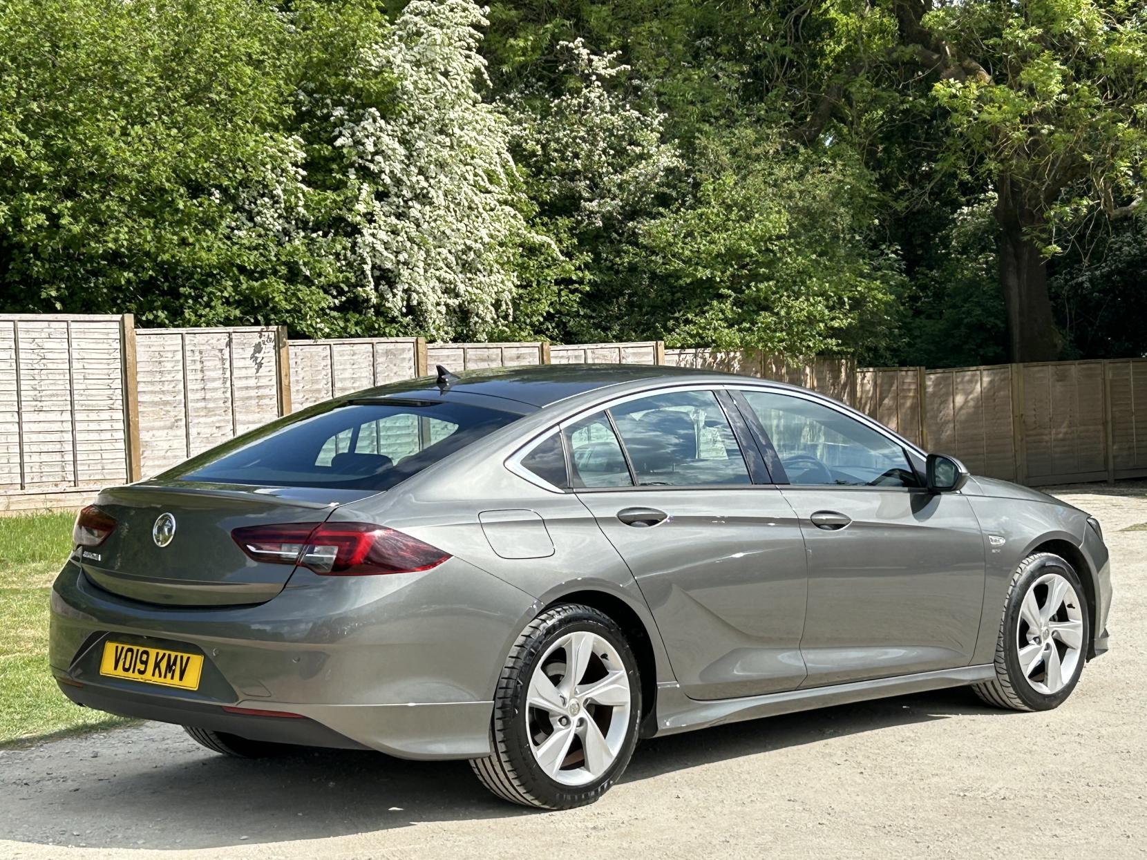 Vauxhall Insignia 1.5i Turbo GPF SRi VX Line Nav Grand Sport 5dr Petrol Manual Euro 6 (s/s) (165 ps)