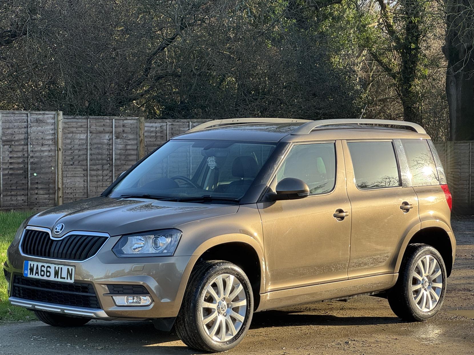 Skoda Yeti 1.2 TSI SE L SUV 5dr Petrol Manual Euro 6 (s/s) (110 ps)