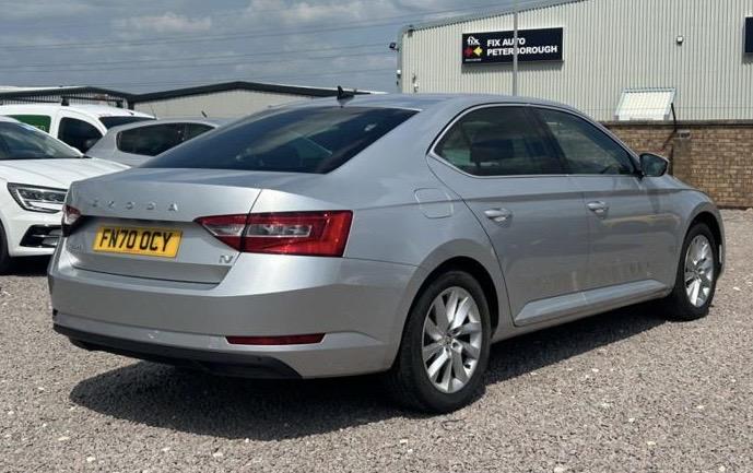 Skoda Superb 1.4 TSI iV 13kWh SE Technology Hatchback 5dr Petrol Plug-in Hybrid DSG Euro 6 (s/s) (218 ps)