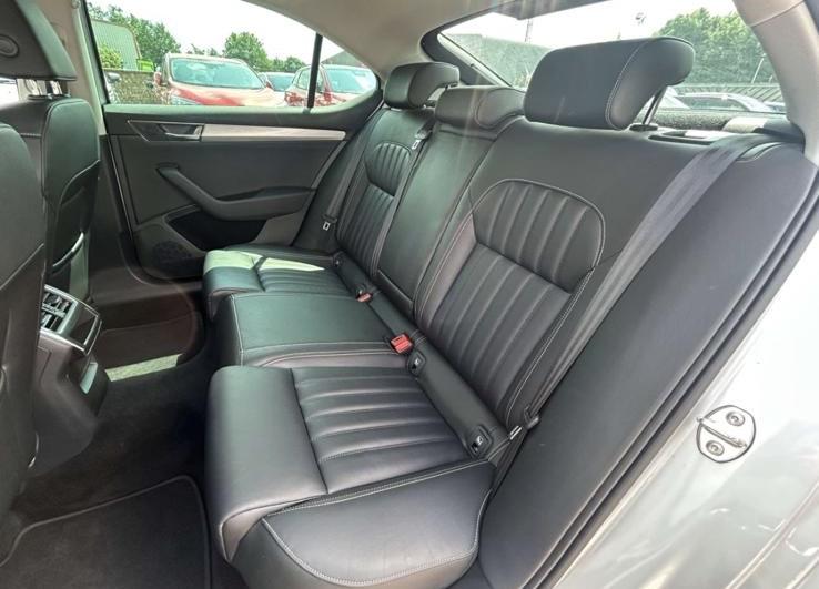 Skoda Superb 1.4 TSI iV 13kWh SE Technology Hatchback 5dr Petrol Plug-in Hybrid DSG Euro 6 (s/s) (218 ps)