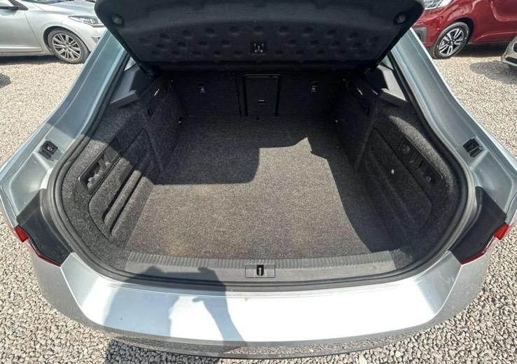 Skoda Superb 1.4 TSI iV 13kWh SE Technology Hatchback 5dr Petrol Plug-in Hybrid DSG Euro 6 (s/s) (218 ps)