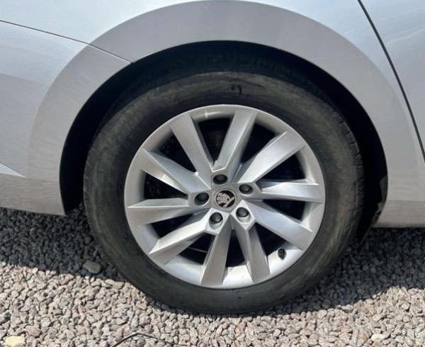 Skoda Superb 1.4 TSI iV 13kWh SE Technology Hatchback 5dr Petrol Plug-in Hybrid DSG Euro 6 (s/s) (218 ps)
