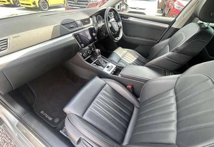 Skoda Superb 1.4 TSI iV 13kWh SE Technology Hatchback 5dr Petrol Plug-in Hybrid DSG Euro 6 (s/s) (218 ps)