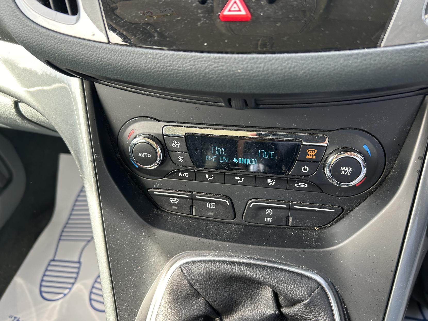 Ford C-Max 1.0T EcoBoost Titanium MPV 5dr Petrol Manual Euro 5 (s/s) (100 ps)