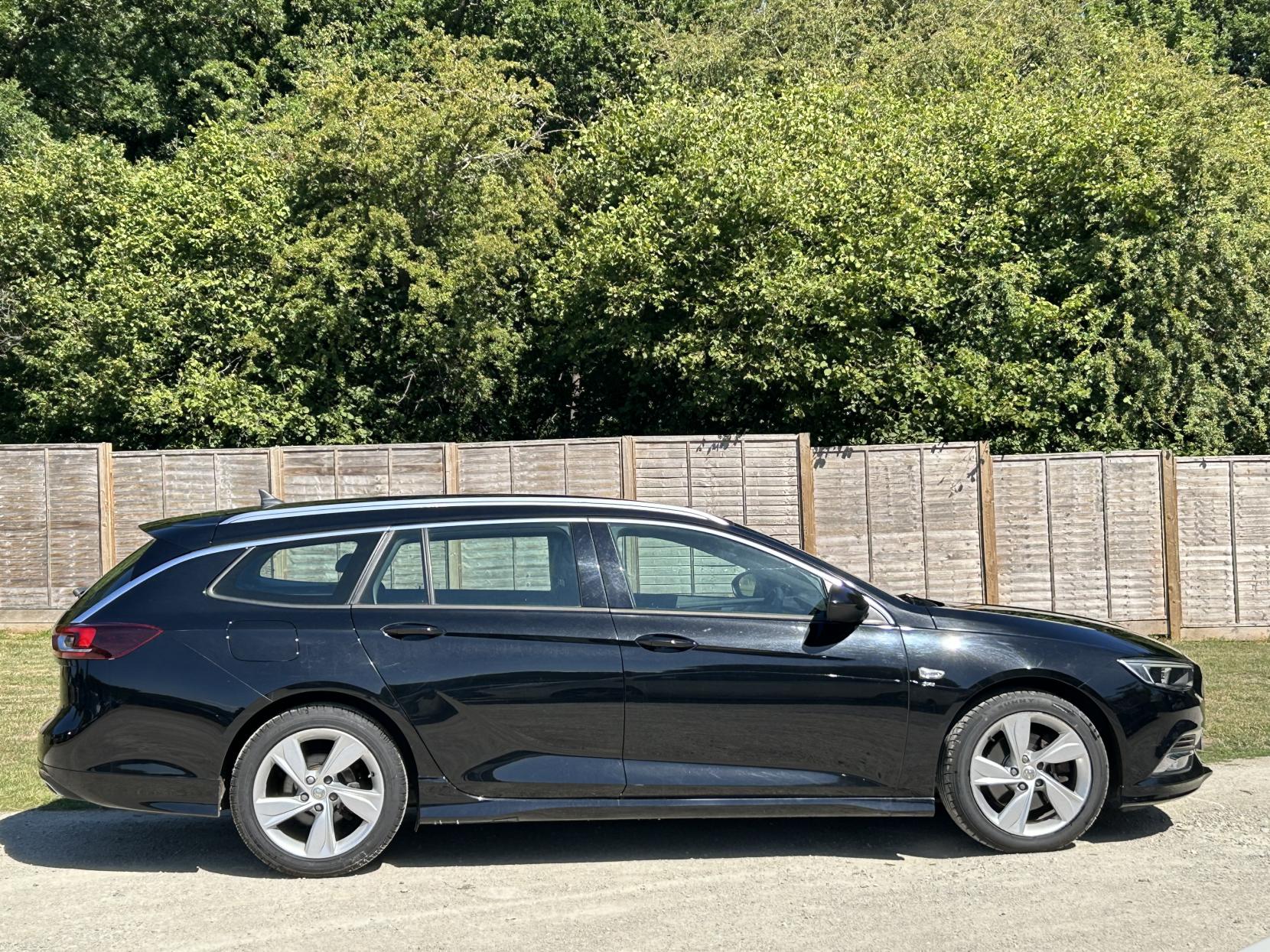 Vauxhall Insignia 1.5i Turbo GPF SRi VX Line Nav Sports Tourer 5dr Petrol Auto Euro 6 (s/s) (165 ps)