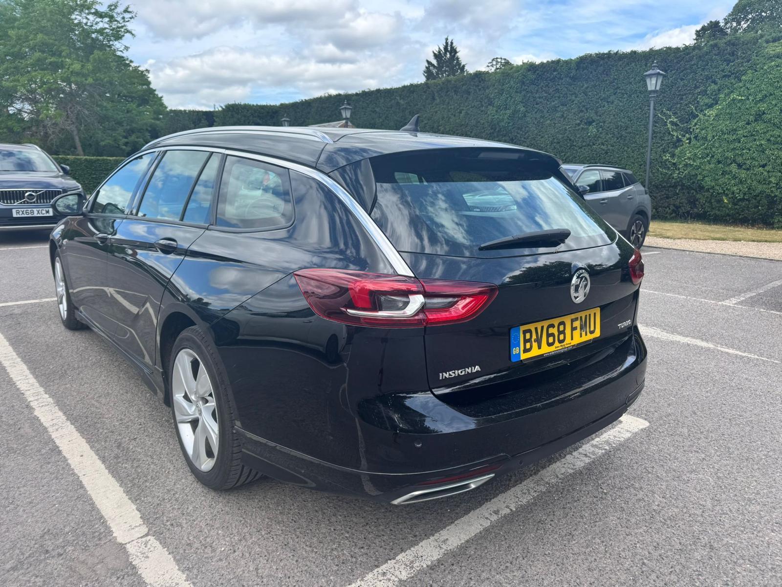 Vauxhall Insignia 1.5i Turbo GPF SRi VX Line Nav Sports Tourer 5dr Petrol Auto Euro 6 (s/s) (165 ps)