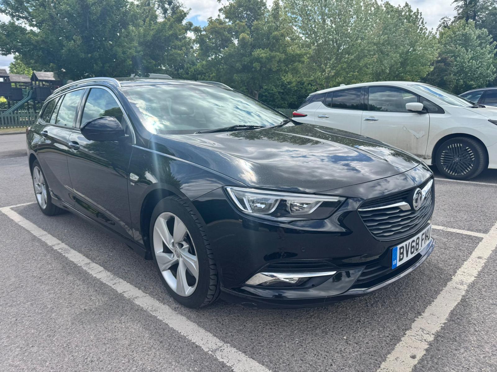 Vauxhall Insignia 1.5i Turbo GPF SRi VX Line Nav Sports Tourer 5dr Petrol Auto Euro 6 (s/s) (165 ps)