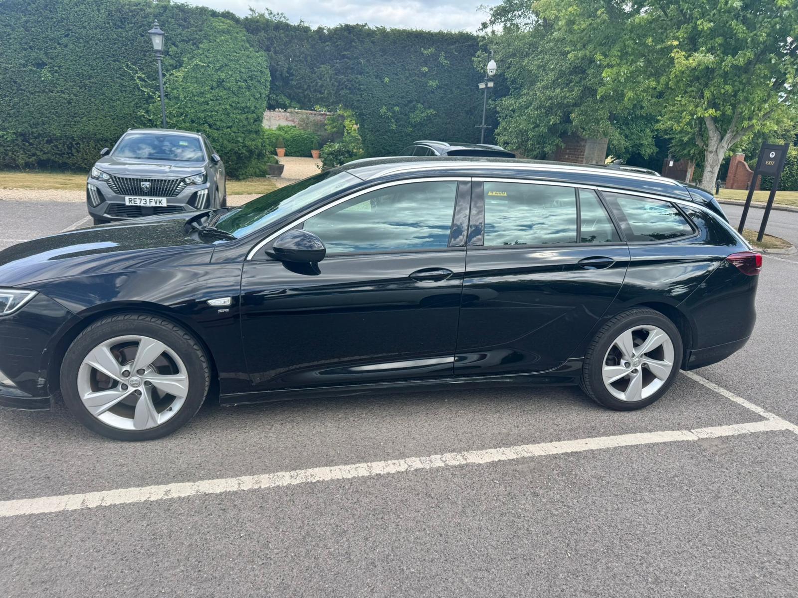 Vauxhall Insignia 1.5i Turbo GPF SRi VX Line Nav Sports Tourer 5dr Petrol Auto Euro 6 (s/s) (165 ps)