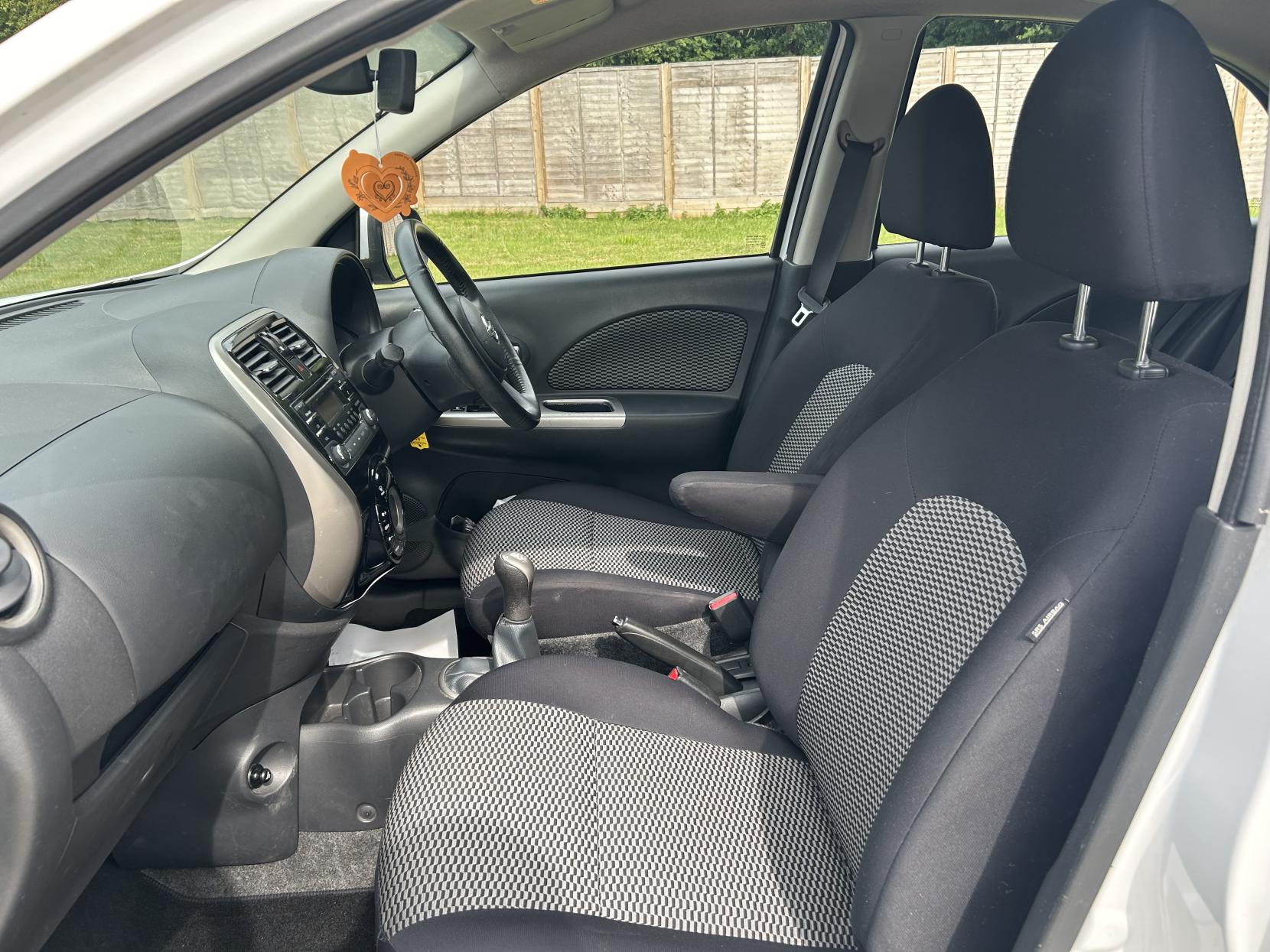 Nissan Micra 1.2 Acenta Hatchback 5dr Petrol Manual Euro 5 (80 ps)