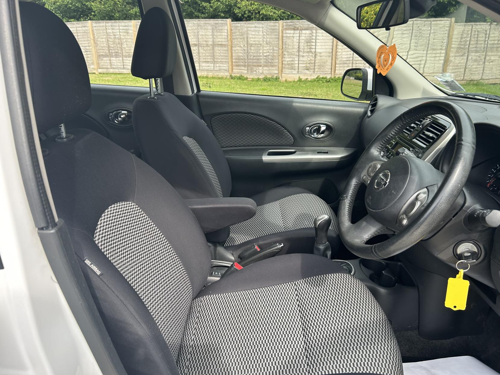 Nissan Micra 1.2 Acenta Hatchback 5dr Petrol Manual Euro 5 (80 ps)