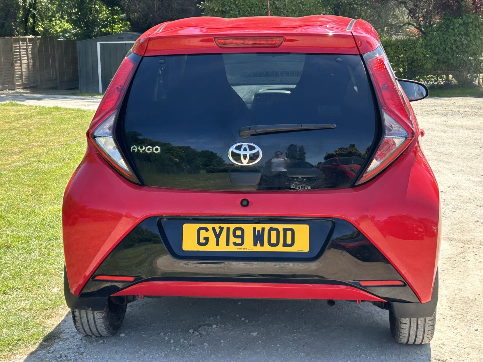 Toyota AYGO 1.0 VVT-i x-trend Euro 6 5dr