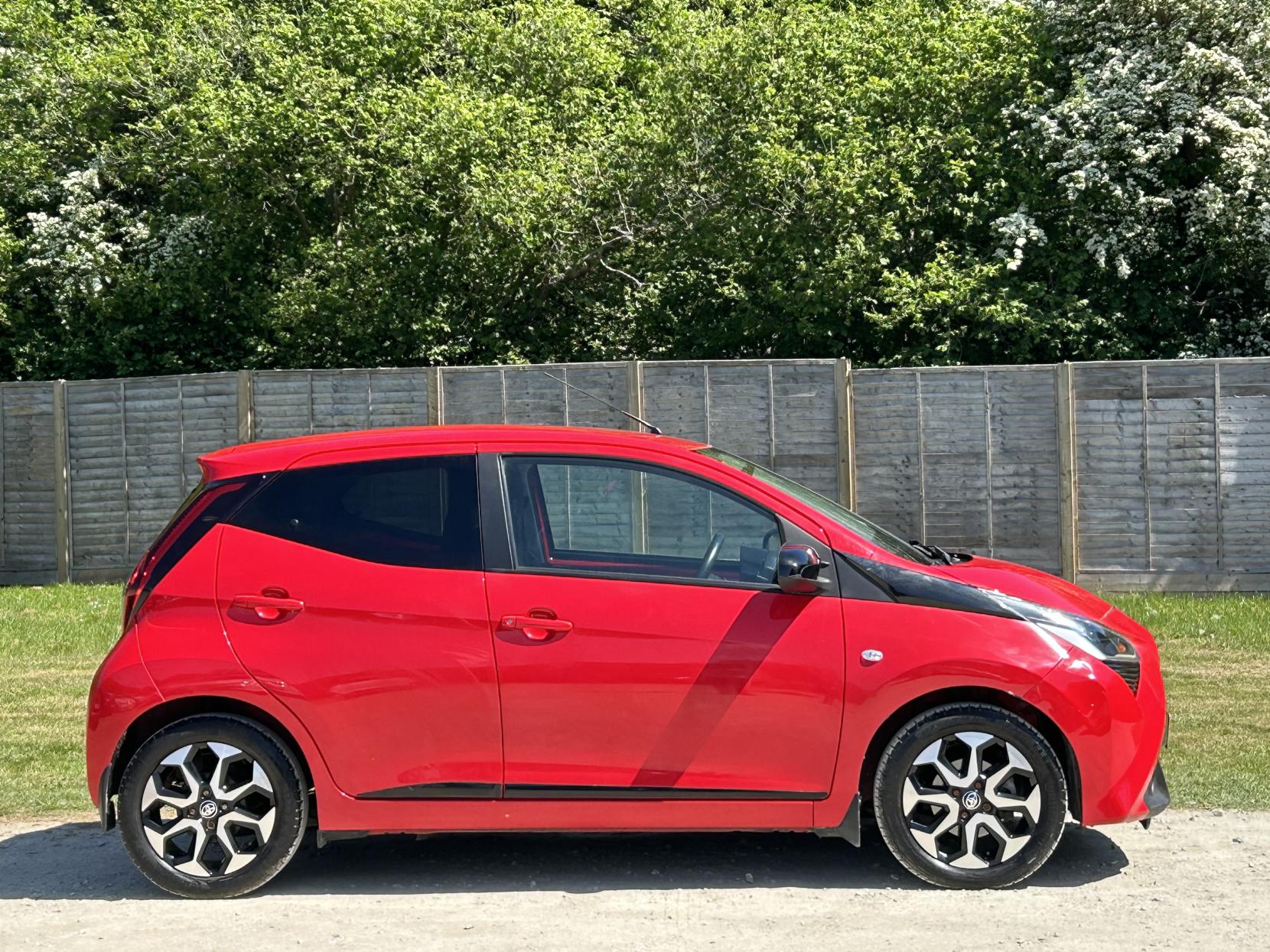 Toyota AYGO 1.0 VVT-i x-trend Euro 6 5dr