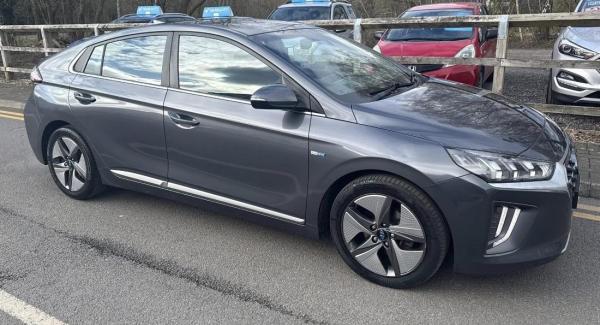 Hyundai IONIQ 1.6 h-GDi 1st Edition Hatchback 5dr Petrol Hybrid DCT Euro 6 (s/s) (141 ps)