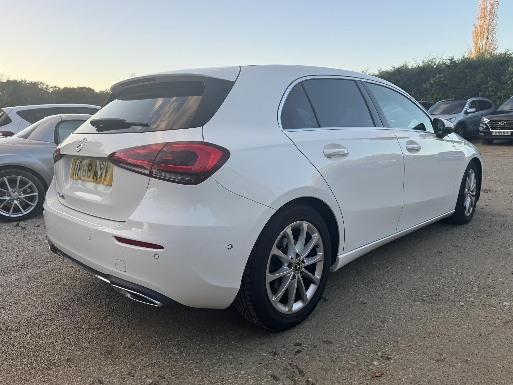 Mercedes-Benz A Class 1.5 A180d Sport (Executive) Hatchback 5dr Diesel 7G-DCT Euro 6 (s/s) (116 ps)