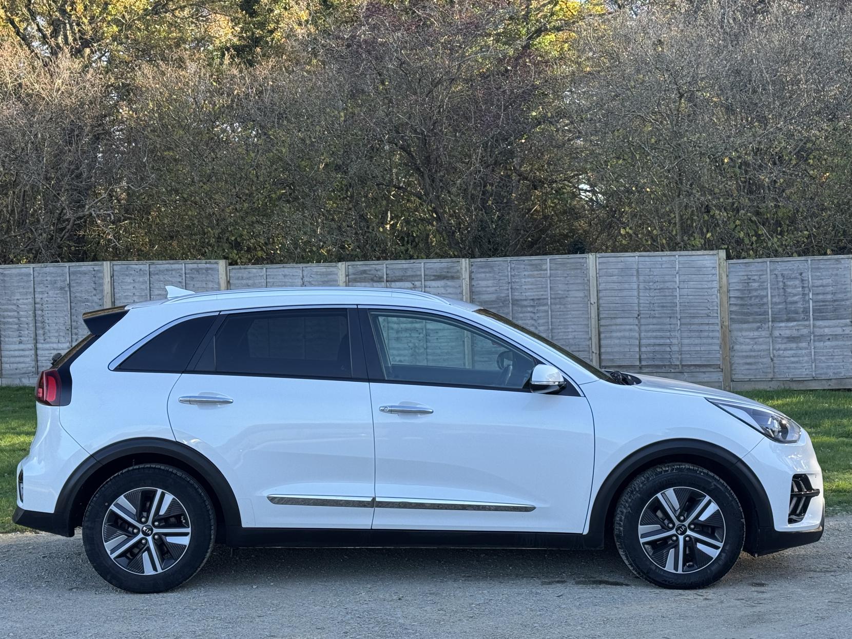 Kia Niro 1.6 GDi 8.9kWh 3 SUV 5dr Petrol Plug-in Hybrid DCT Euro 6 (s/s) (139 bhp)