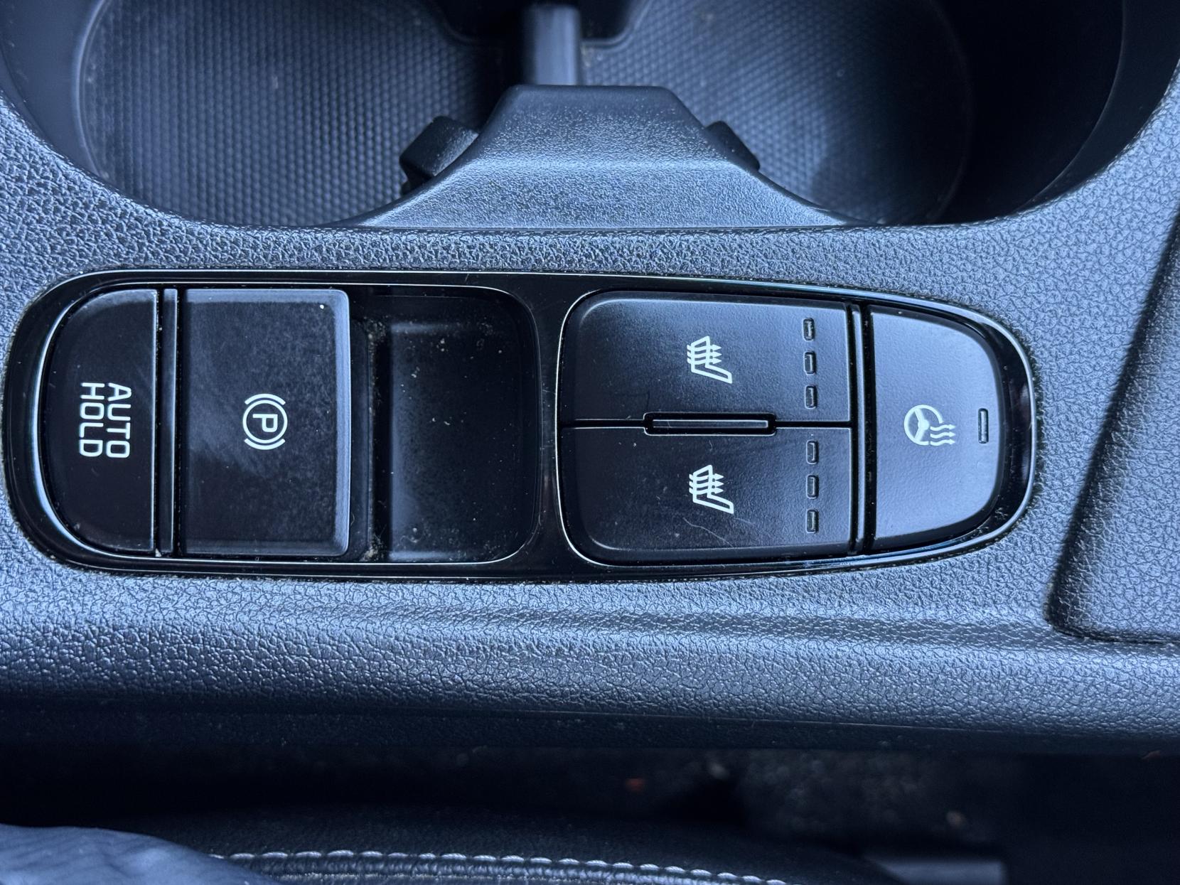 Kia Niro 1.6 GDi 8.9kWh 3 SUV 5dr Petrol Plug-in Hybrid DCT Euro 6 (s/s) (139 bhp)