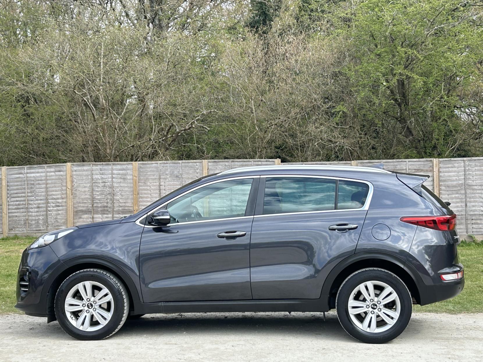 Kia Sportage 1.7 CRDi 2 SUV 5dr Diesel Manual Euro 6 (s/s) (114 bhp)