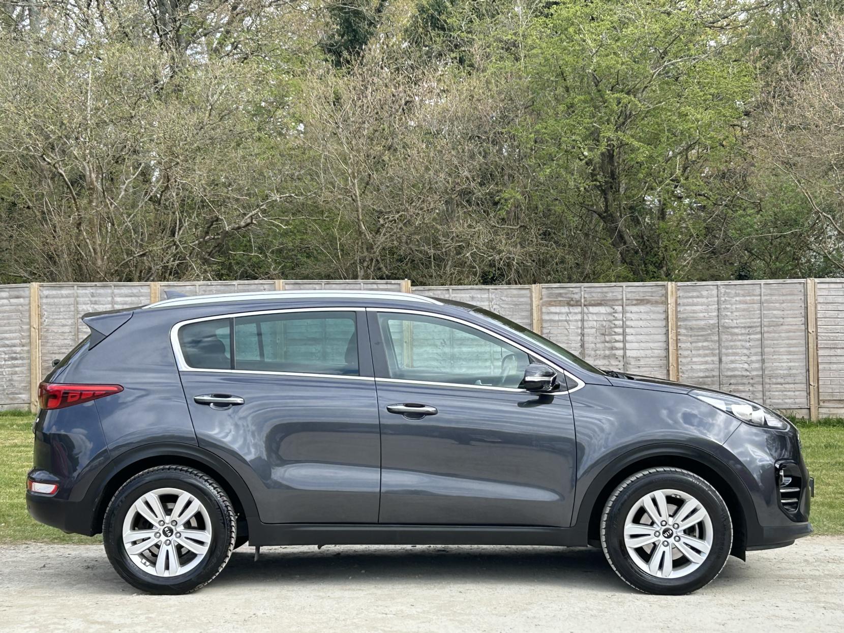 Kia Sportage 1.7 CRDi 2 SUV 5dr Diesel Manual Euro 6 (s/s) (114 bhp)