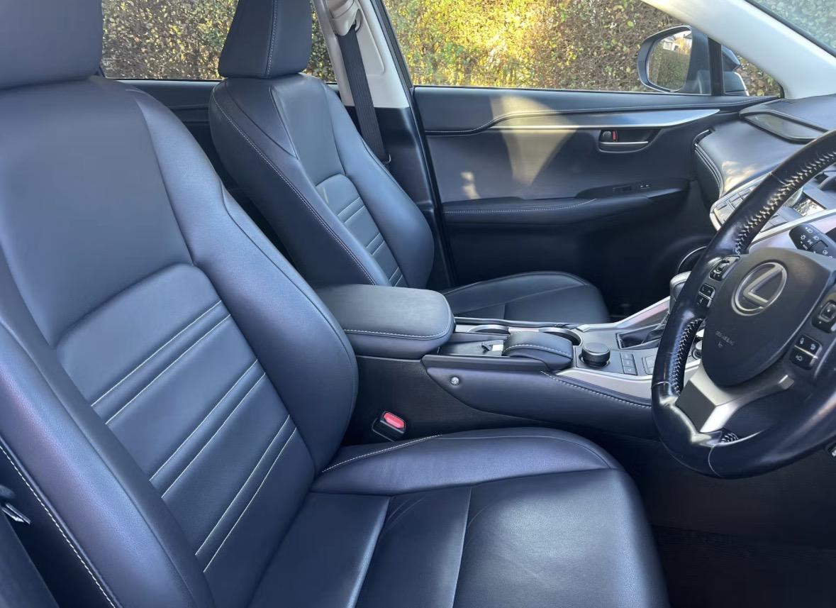 Lexus NX 2.5 300h Sport SUV 5dr Petrol Hybrid E-CVT 4WD Euro 6 (s/s) (197 ps)