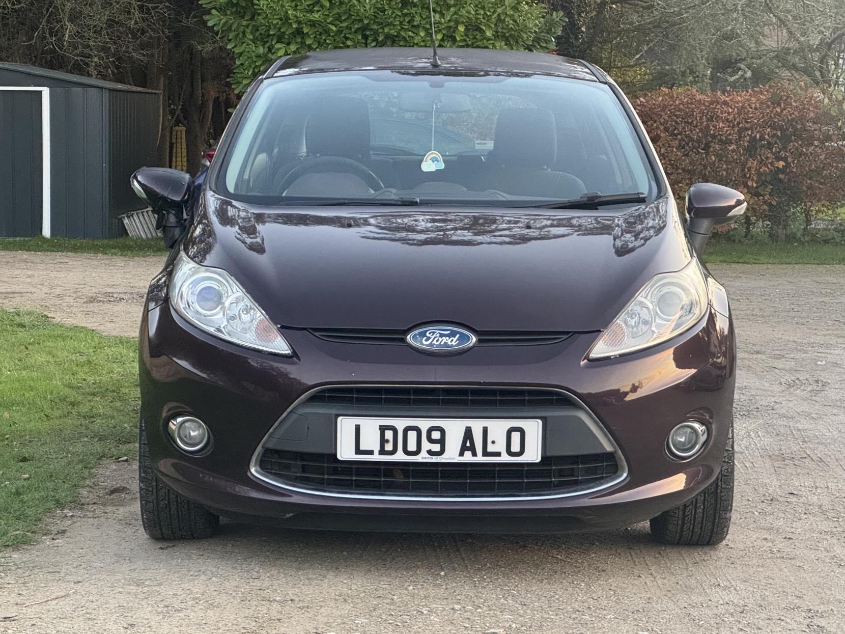 Ford Fiesta 1.25 Zetec Hatchback 5dr Petrol Manual (133 g/km, 81 bhp)