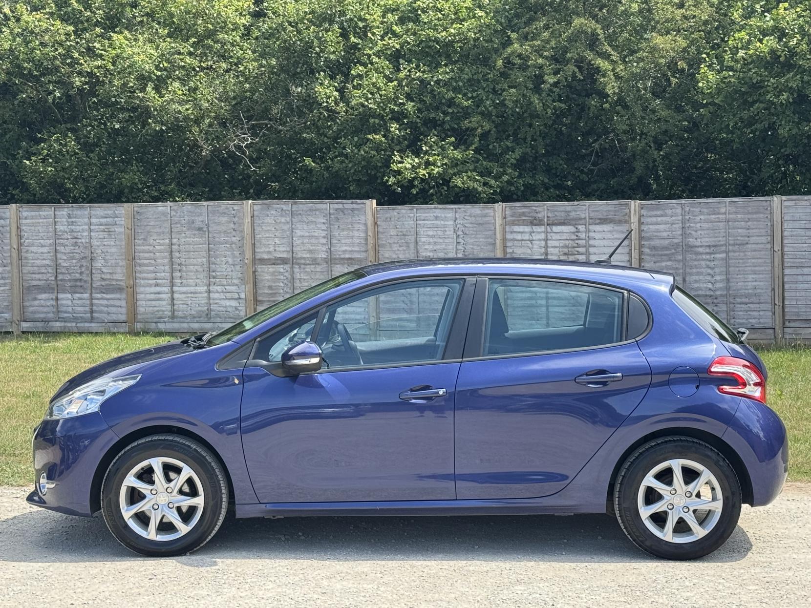 Peugeot 208 1.2 VTi PureTech Active Hatchback 5dr Petrol Manual Euro 6 (82 ps)