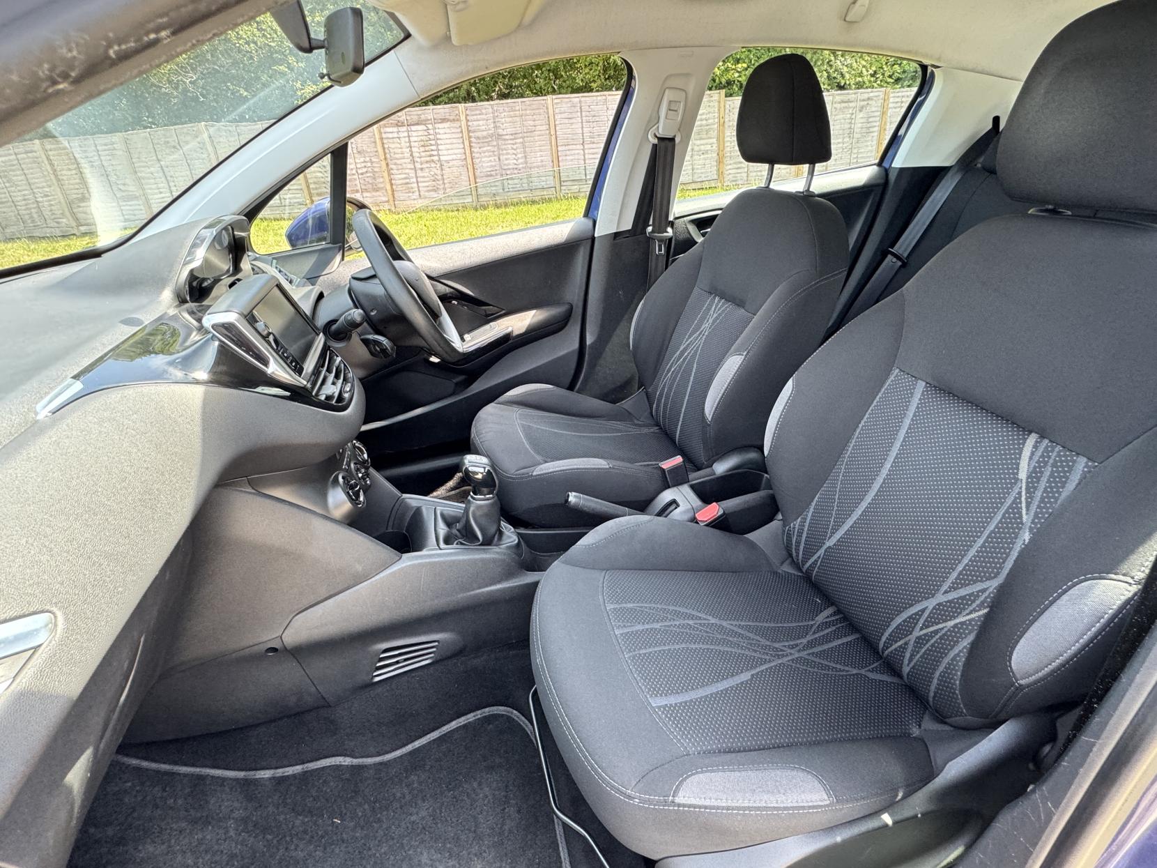 Peugeot 208 1.2 VTi PureTech Active Hatchback 5dr Petrol Manual Euro 6 (82 ps)
