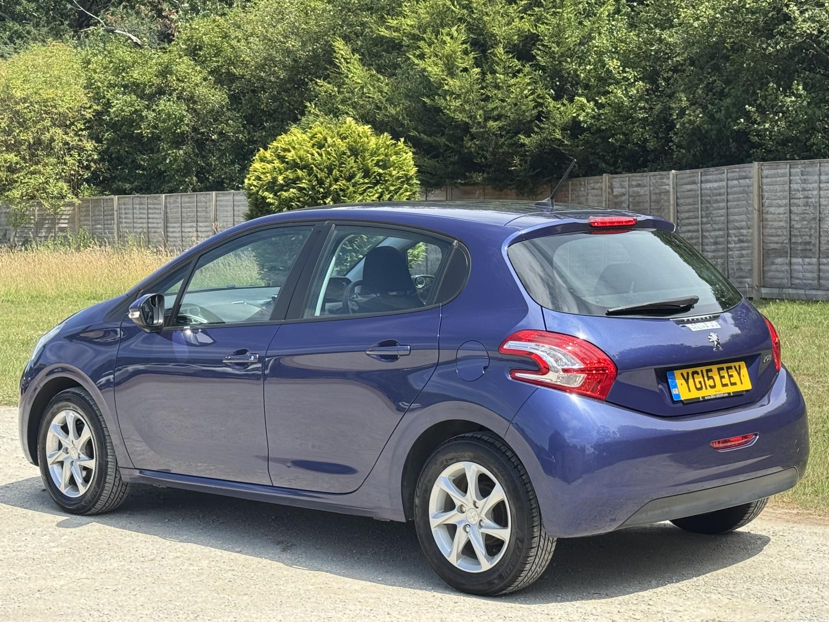 Peugeot 208 1.2 VTi PureTech Active Hatchback 5dr Petrol Manual Euro 6 (82 ps)