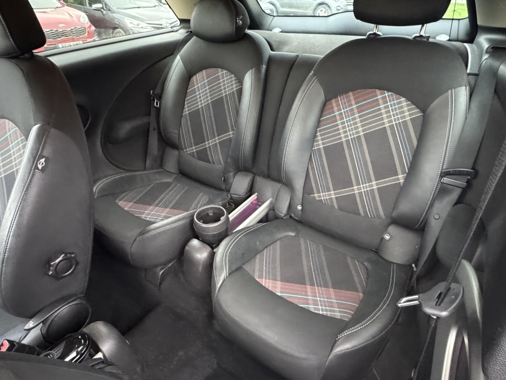 MINI Paceman 1.6 Cooper SUV 3dr Petrol Manual Euro 5 (s/s) (122 ps)