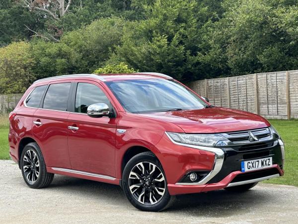 Mitsubishi Outlander 2.0h 12kWh Juro SUV 5dr Petrol Plug-in Hybrid CVT 4WD Euro 6 (s/s) (200 ps)
