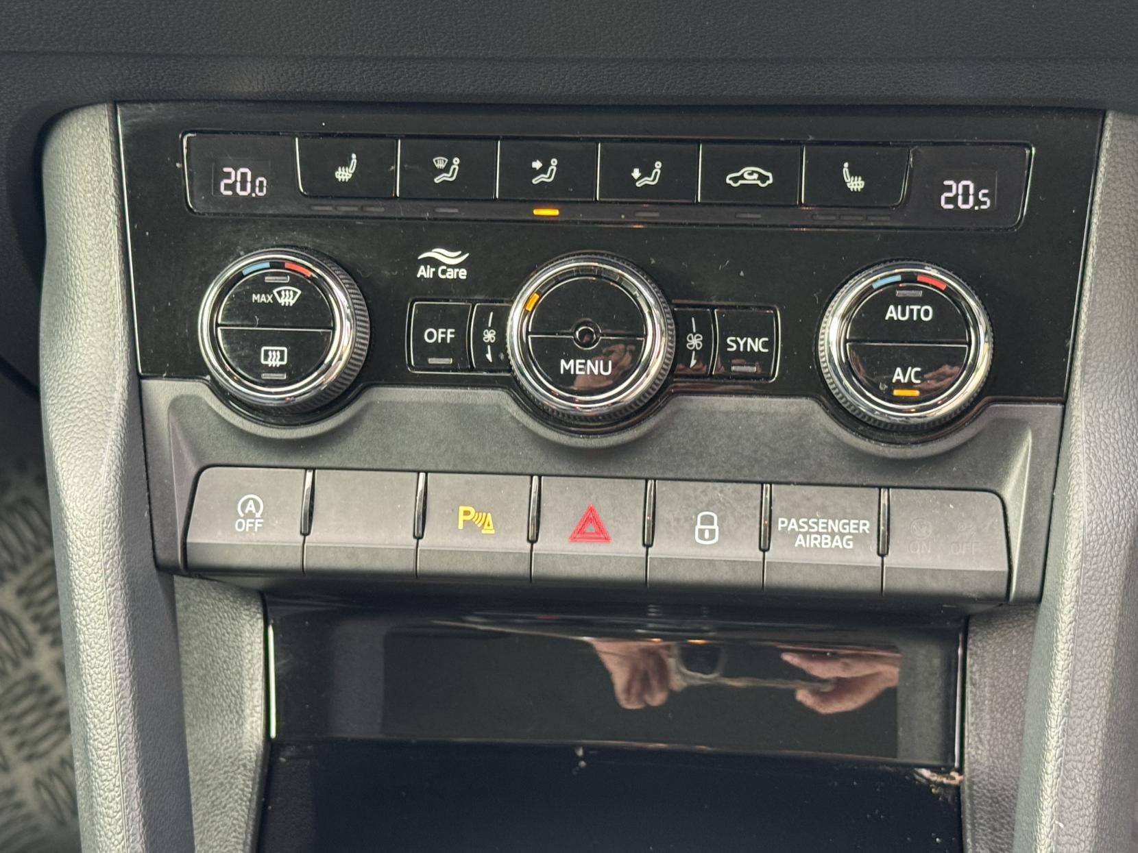 Skoda Karoq 1.6 TDI SE L SUV 5dr Diesel Manual Euro 6 (s/s) (115 ps)