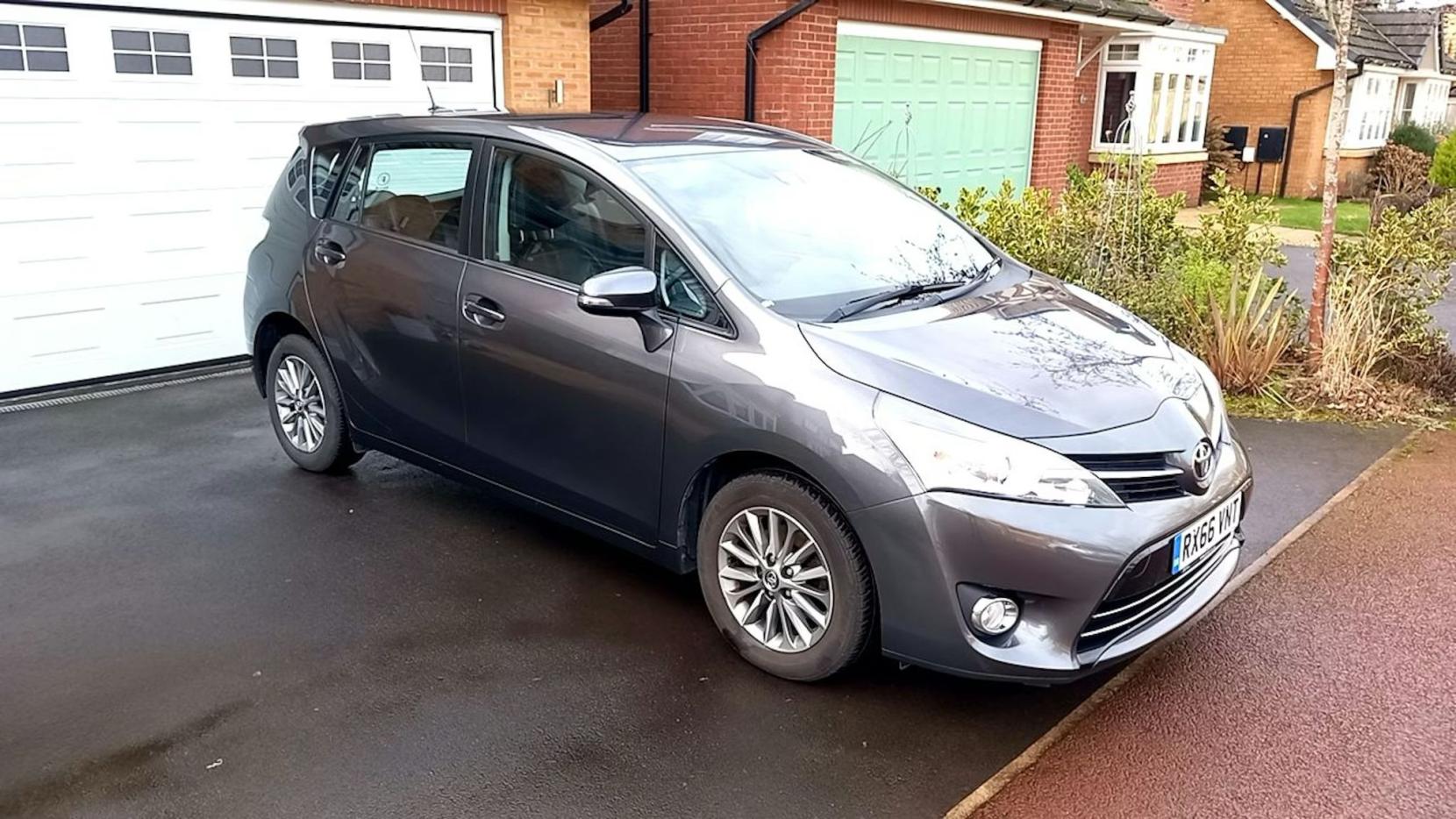 Toyota Verso 1.6 D-4D Icon MPV 5dr Diesel Manual Euro 6 (s/s) (7 Seat) (112 ps)