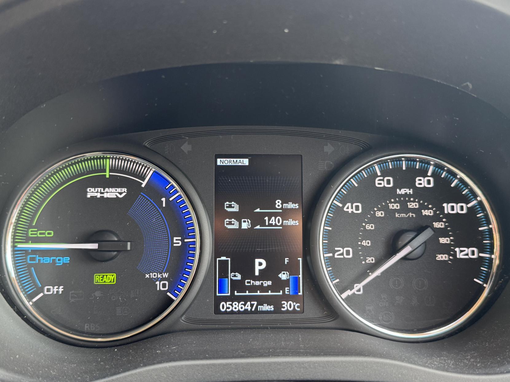 Mitsubishi Outlander 2.4h TwinMotor 13.8kWh Juro SUV 5dr Petrol Plug-in Hybrid CVT 4WD Euro 6 (s/s) (209 ps)