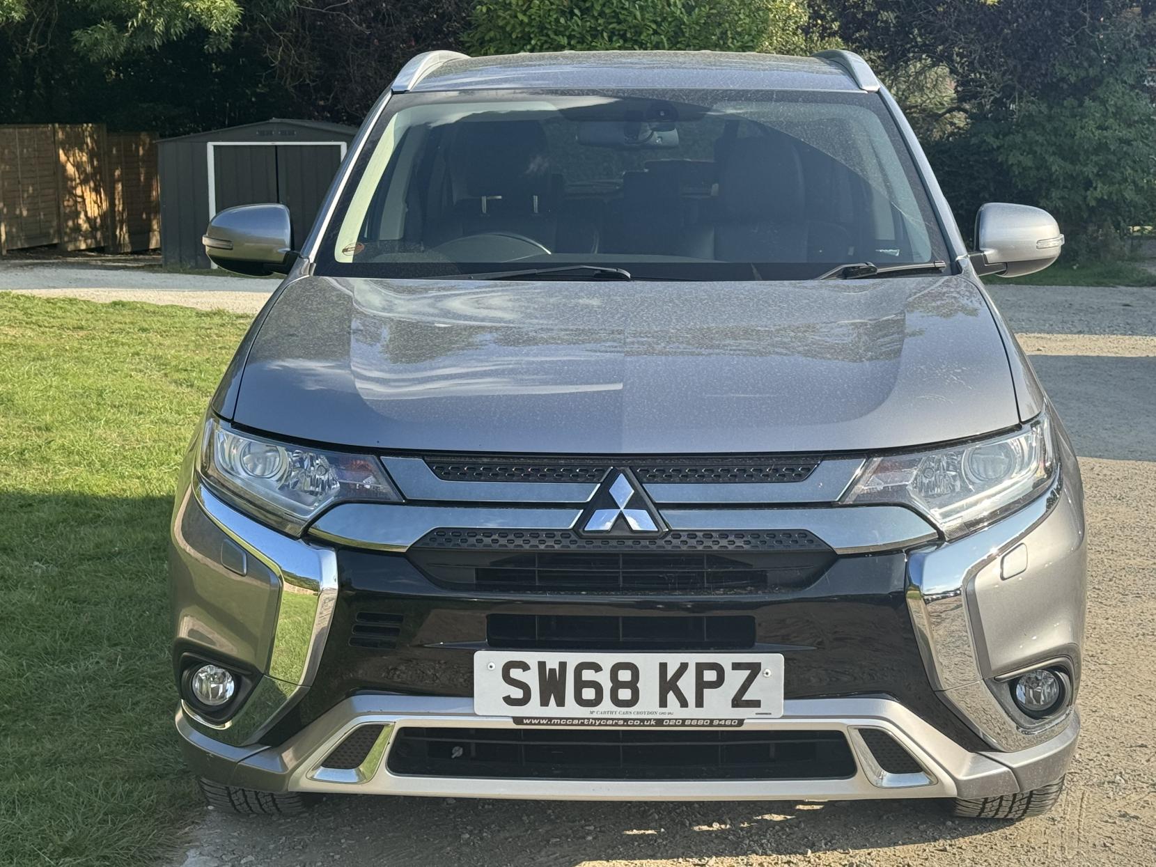 Mitsubishi Outlander 2.4h TwinMotor 13.8kWh Juro SUV 5dr Petrol Plug-in Hybrid CVT 4WD Euro 6 (s/s) (209 ps)