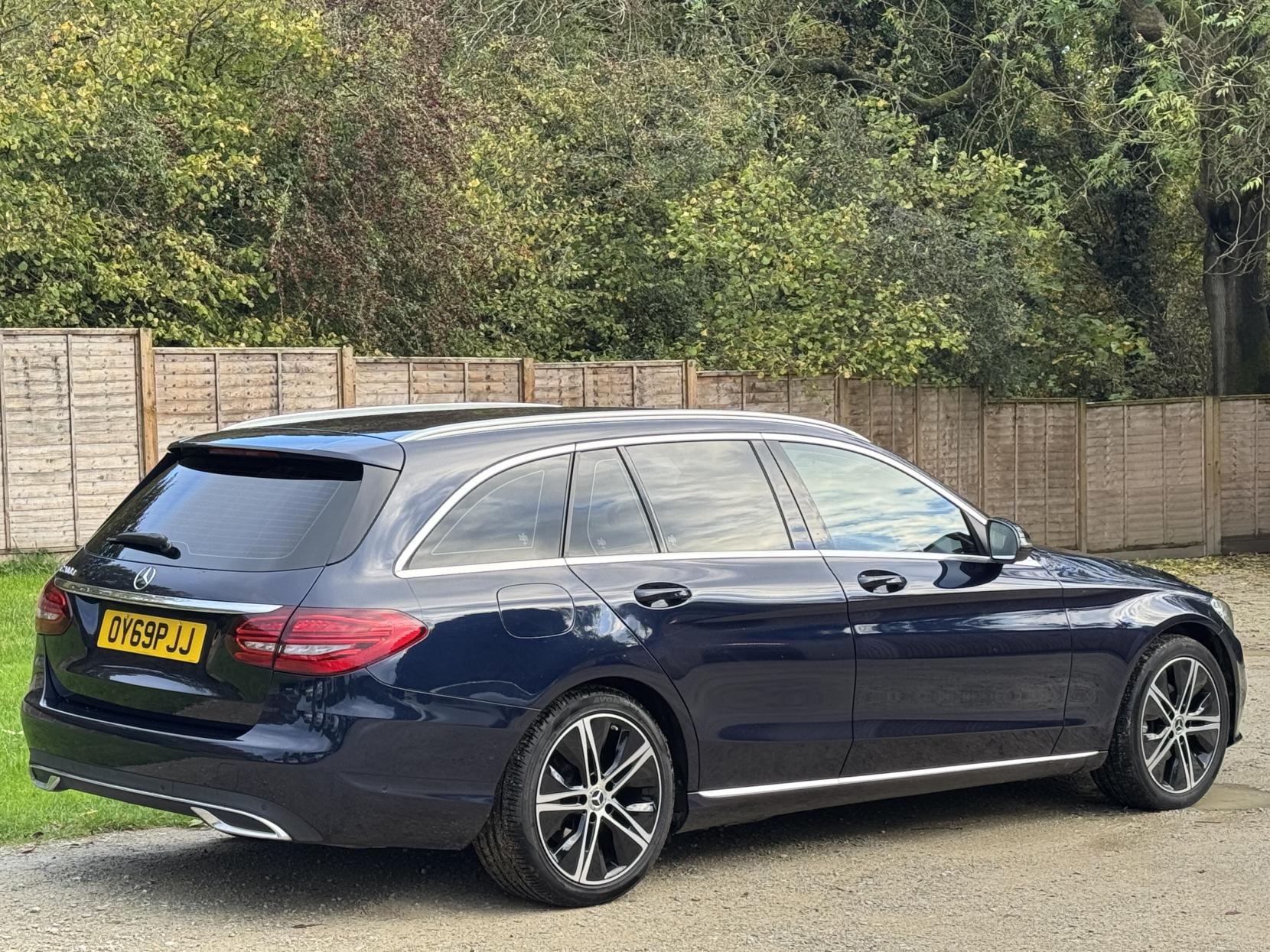 Mercedes-Benz C Class 1.6 C200d Sport Estate 5dr Diesel G-Tronic+ Euro 6 (s/s) (160 ps)