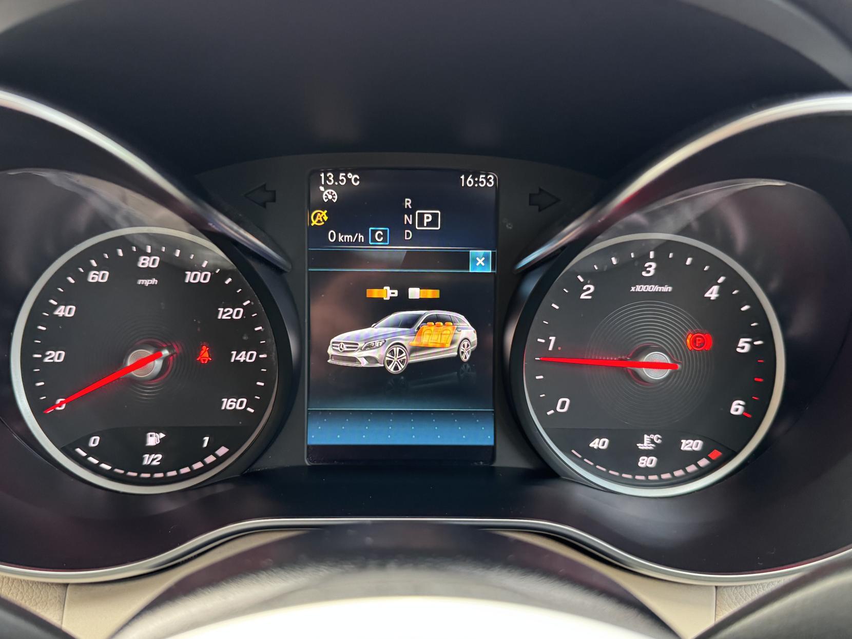 Mercedes-Benz C Class 1.6 C200d Sport Estate 5dr Diesel G-Tronic+ Euro 6 (s/s) (160 ps)