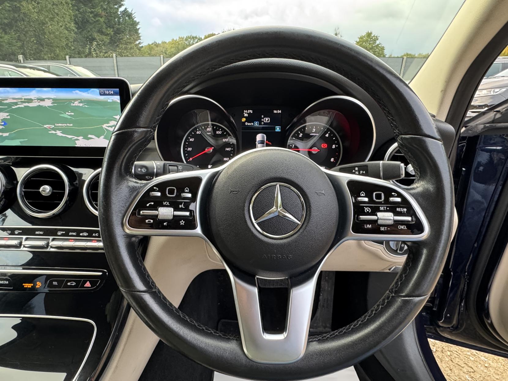 Mercedes-Benz C Class 1.6 C200d Sport Estate 5dr Diesel G-Tronic+ Euro 6 (s/s) (160 ps)