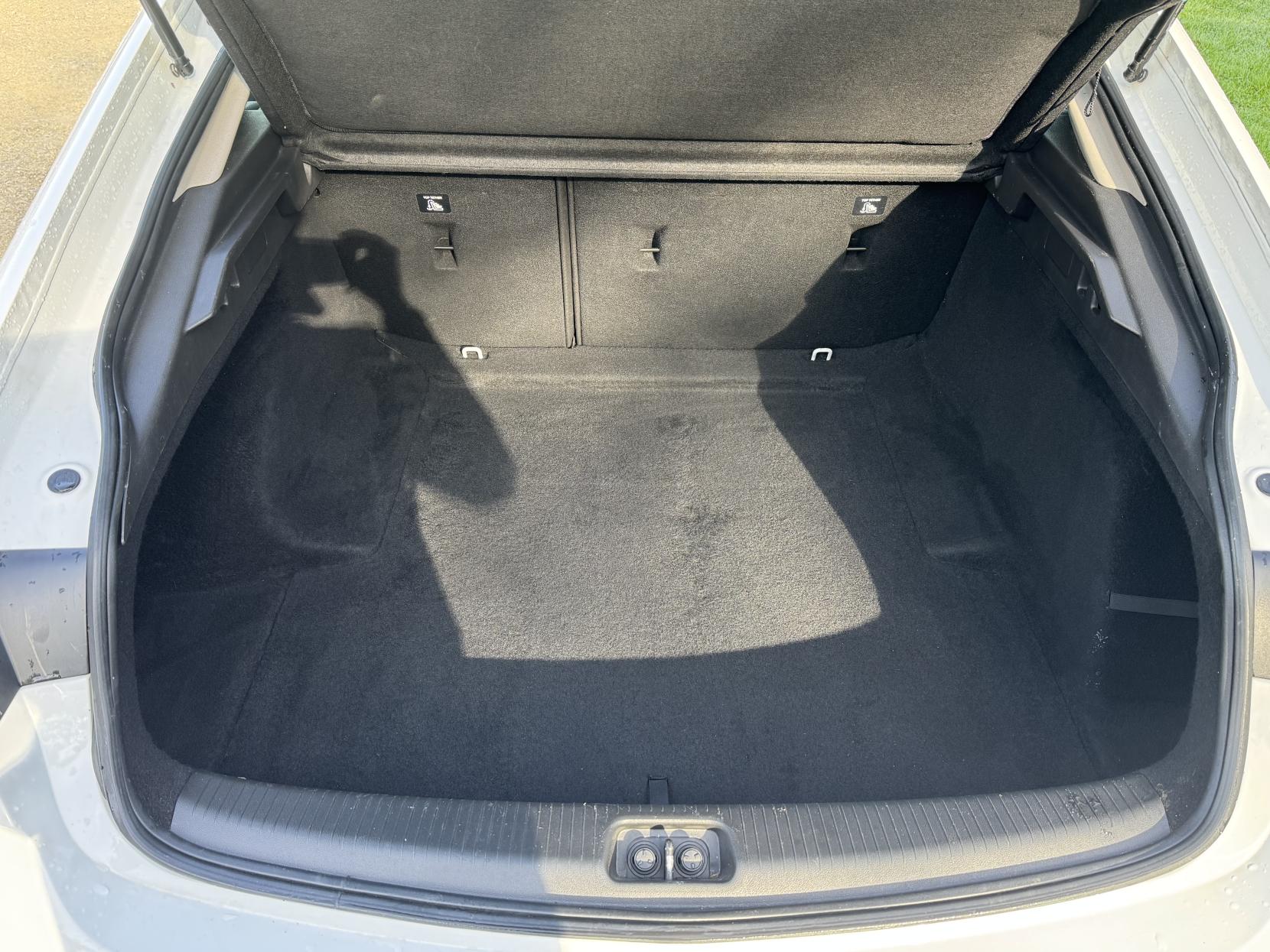 Vauxhall Insignia 1.6 Turbo D ecoTEC Tech Line Nav Grand Sport 5dr Diesel Manual Euro 6 (s/s) (110 ps)