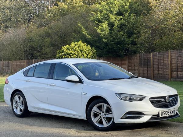 Vauxhall Insignia 1.6 Turbo D ecoTEC Tech Line Nav Grand Sport 5dr Diesel Manual Euro 6 (s/s) (110 ps)